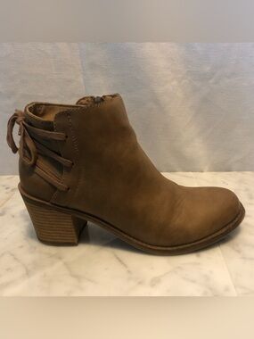 Roxy Tan Lace-Back Ankle Boot with Stacked Heel
